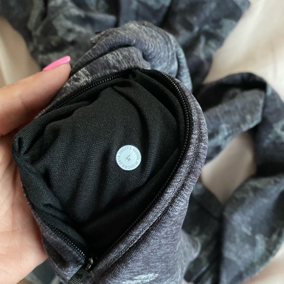 Lululemon half zip pullover - Picture 3 of 3